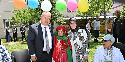 HUZUREVİ ZİYARETİ 